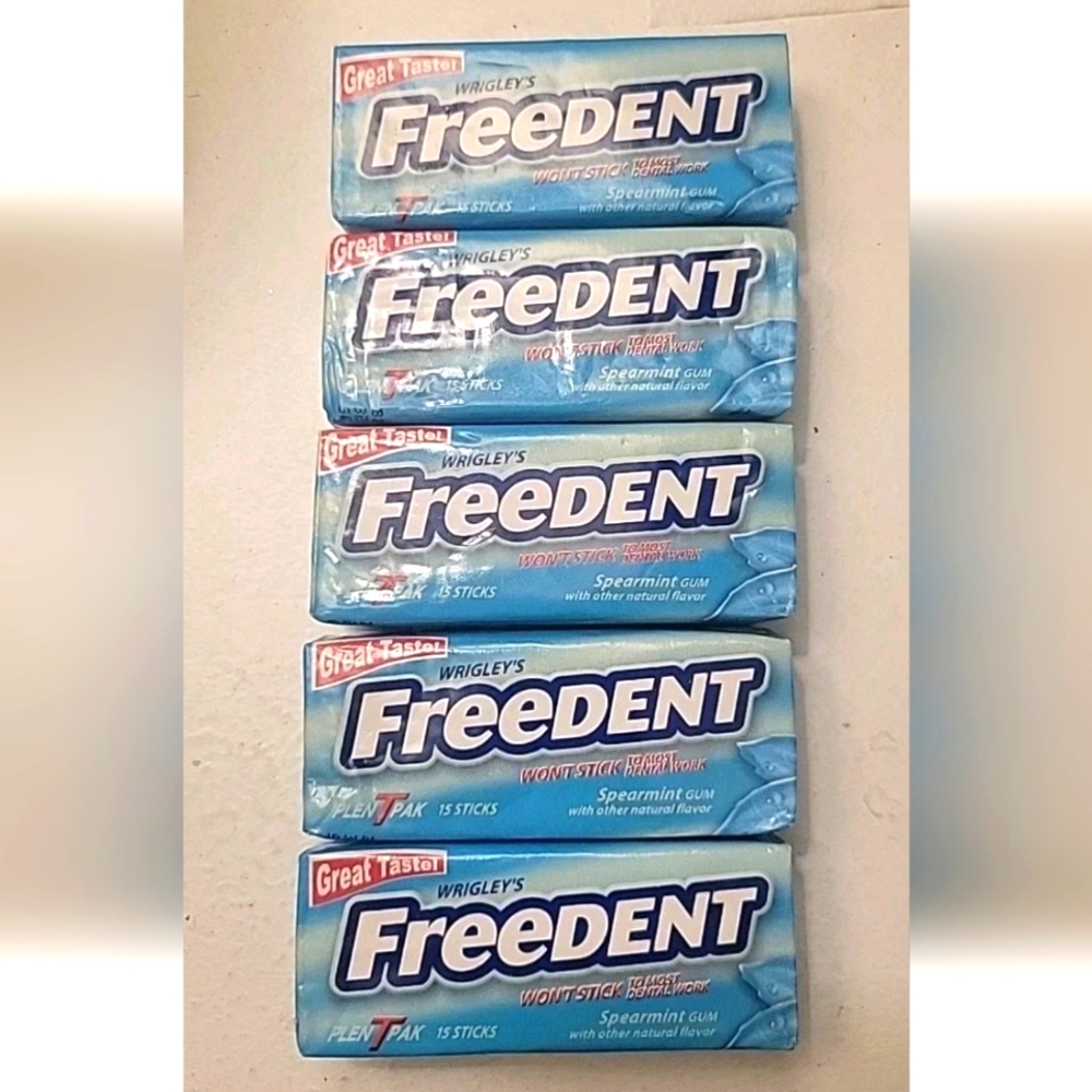NEW Wrigley's Freedent Spearmint Gum Plenty Pack Candy Bulk Box 5 Ct 75 Pieces